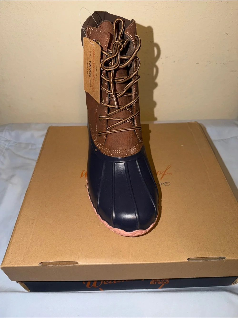 Vintage Brown and Black Lace-Up Waterproof Duck Boots